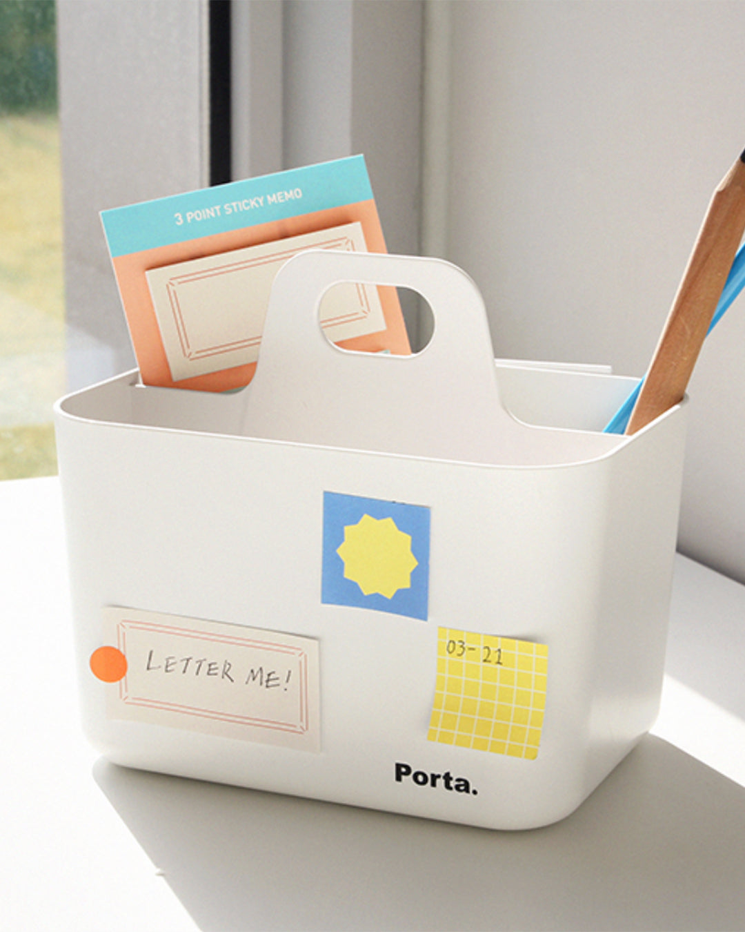 Sticky memo in use