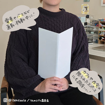 A4二つ折りサイズ  ハ－ドホルダー ホッソ