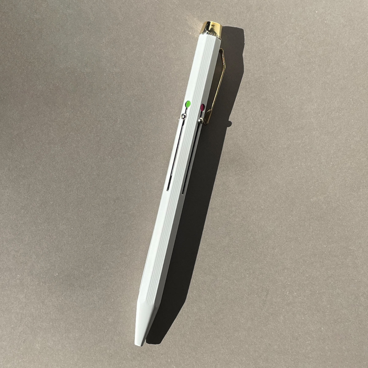 スリムな4色ボールペン(4 Colors Ballpoint Pen)